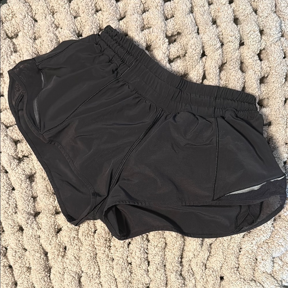 Lululemon Hotty Hot Shorts - Black